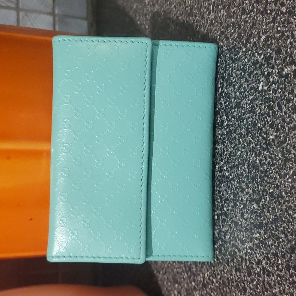 Gucci Micro Monogram Card Wallet - Picture 11 of 12
